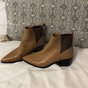 Universal Thread Tan Ankle Boots Booties